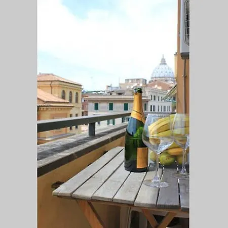Con Vista San Pietro *